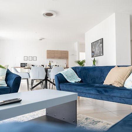 Апартаменти Zentral - Fuer 6 - 2X Frei Parken - Terrasse Гіссен Екстер'єр фото