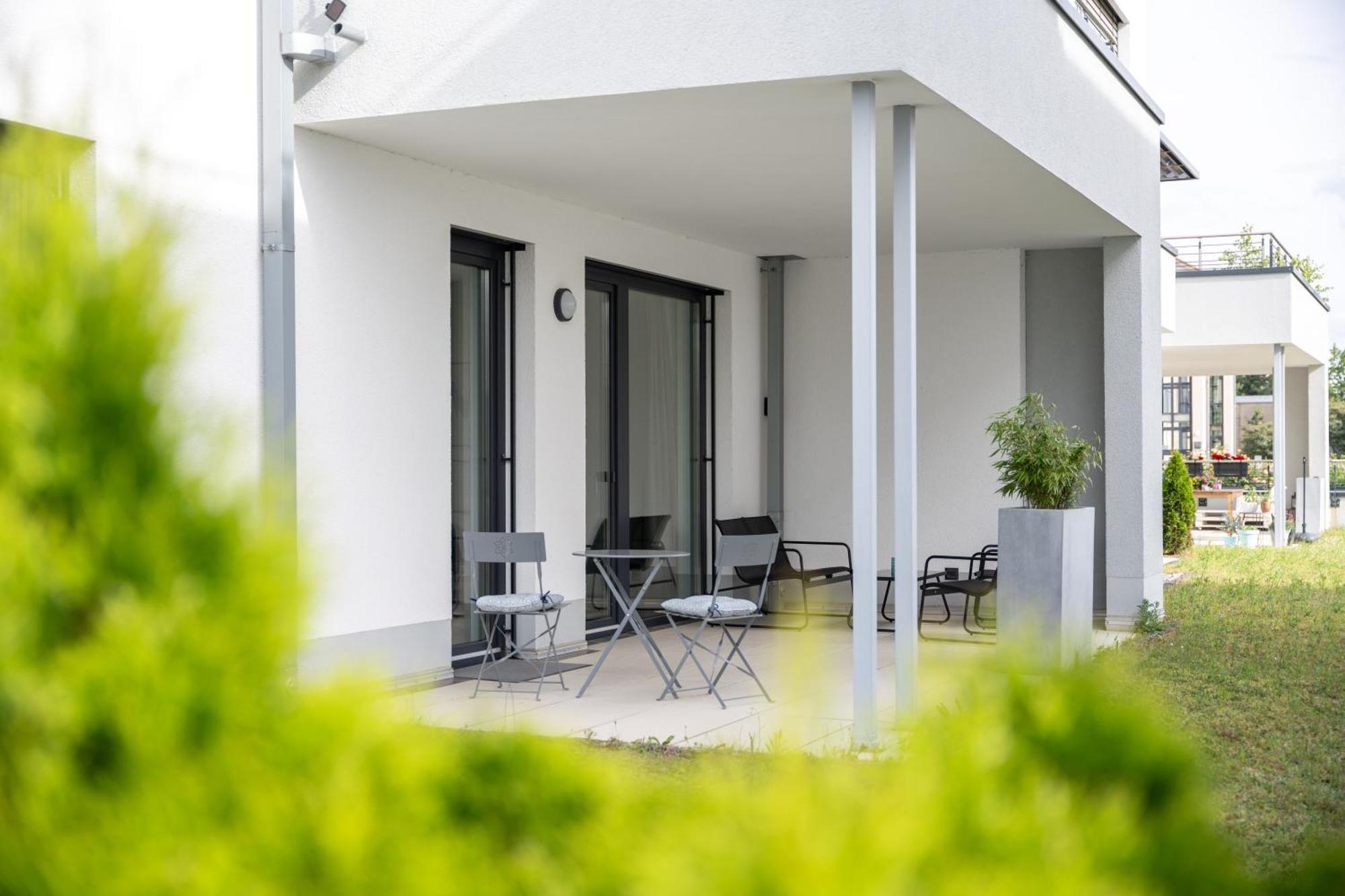 Апартаменти Zentral - Fuer 6 - 2X Frei Parken - Terrasse Гіссен Екстер'єр фото